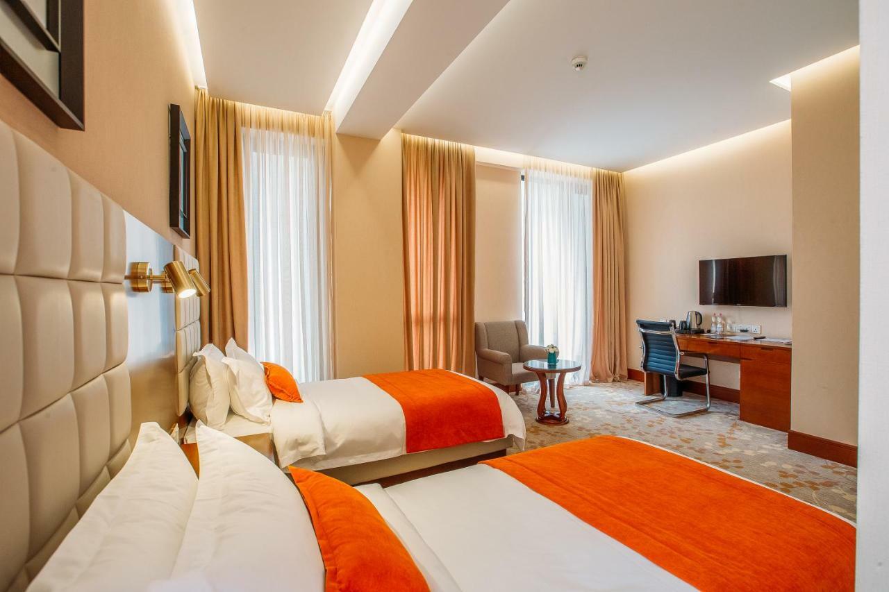 Horizont Hotel Tbilisi Exterior foto