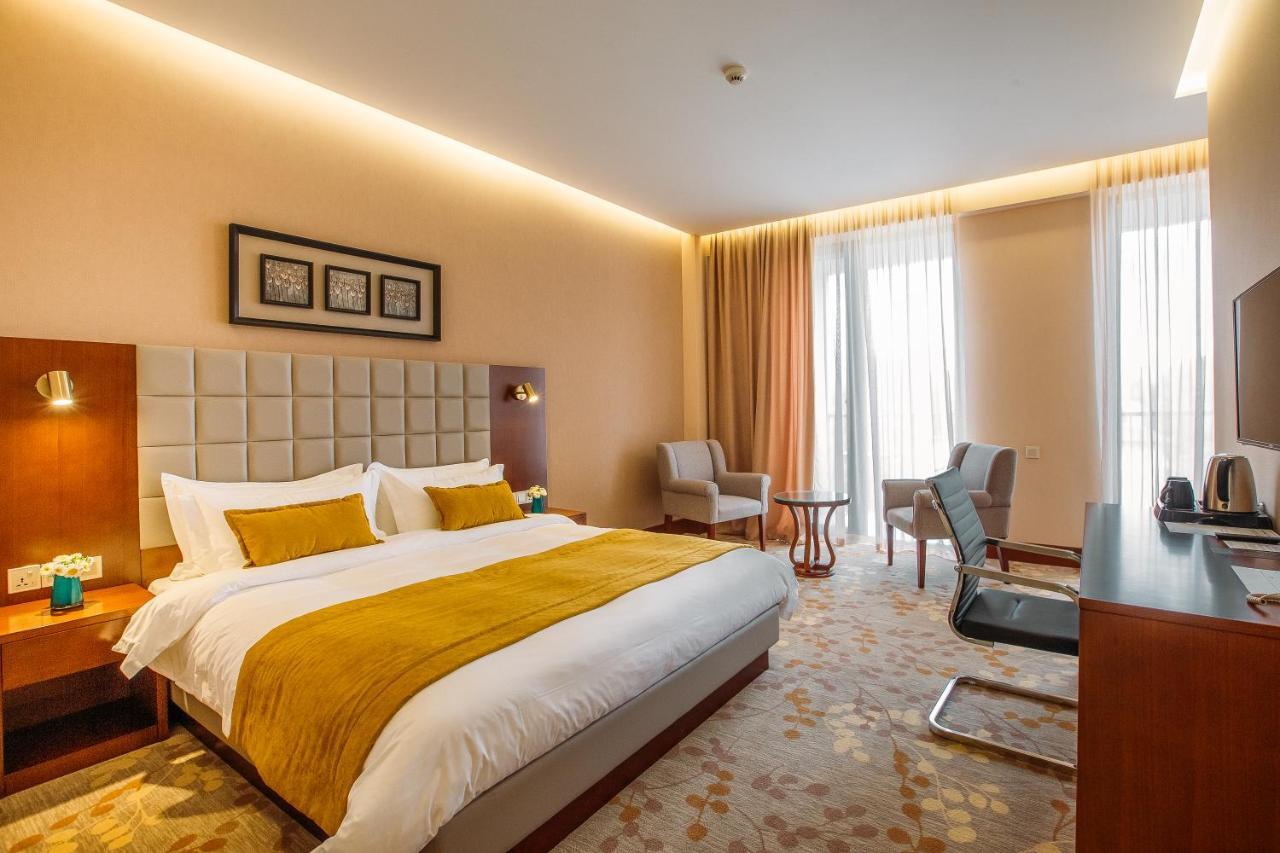 Horizont Hotel Tbilisi Exterior foto