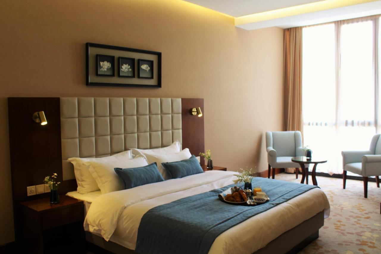 Horizont Hotel Tbilisi Exterior foto